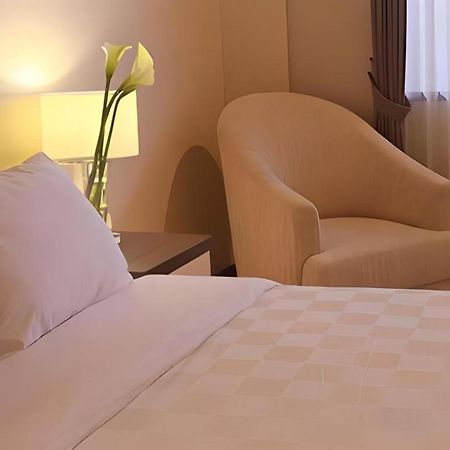 Bella Hotel Surabaya Dış mekan fotoğraf