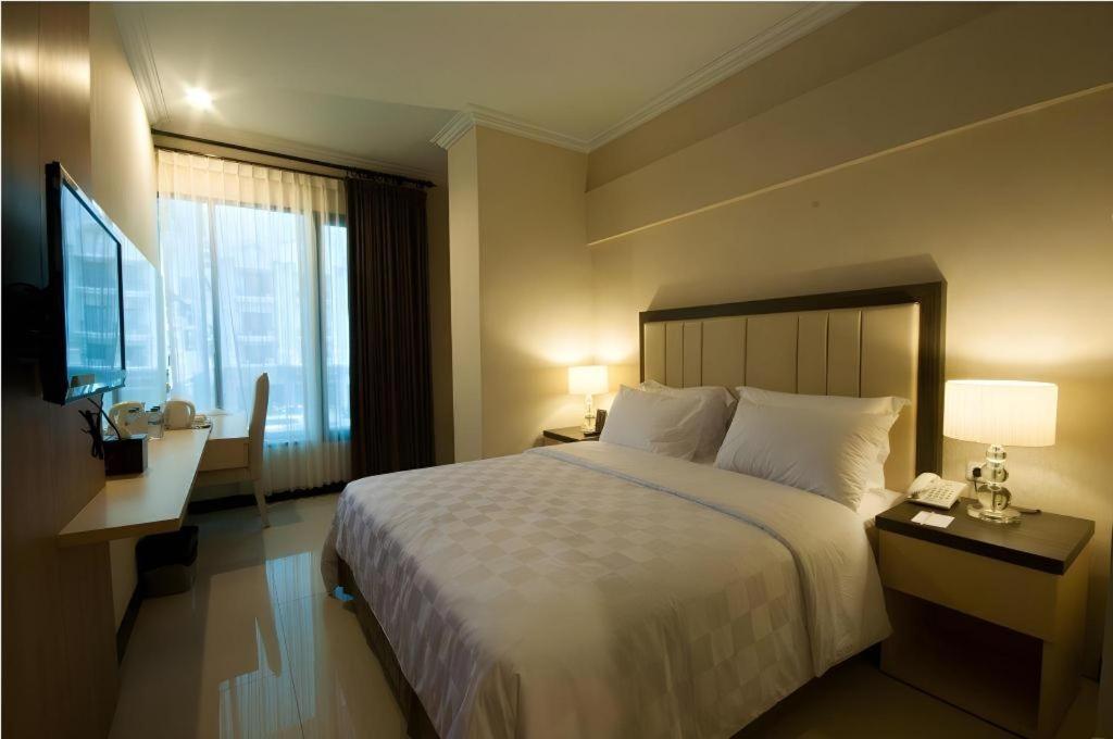 Bella Hotel Surabaya Dış mekan fotoğraf